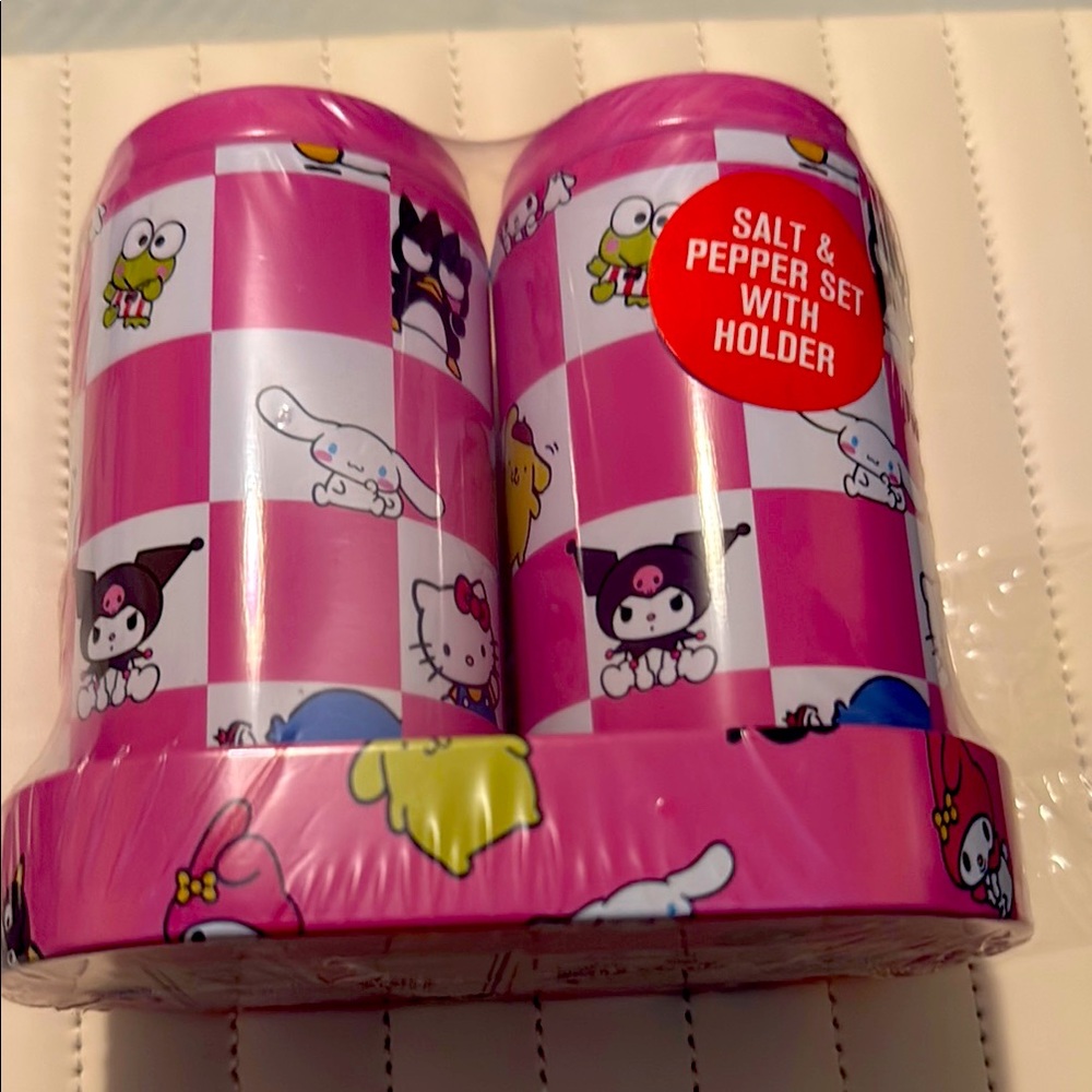 Sanrio Pink Hello Kitty and Friends Salt and Pepper Shaker